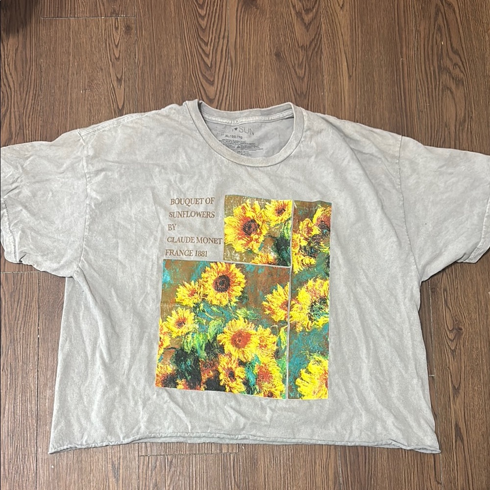 Gray T-Shirt with Sunflower Print